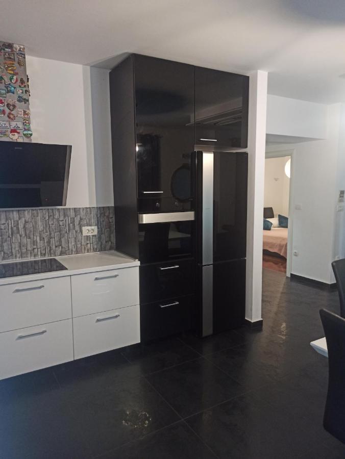 Apartment Bila 希贝尼克 外观 照片